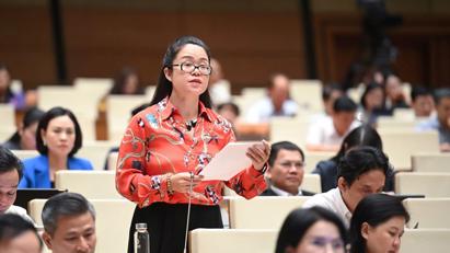 Cùng là viên chức, vì sao người phải đóng phí công đoàn, có người không?