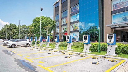 Hà Nội thành lập tổ công tác liên ngành về chuyển đổi xe điện và xây dựng trạm sạc