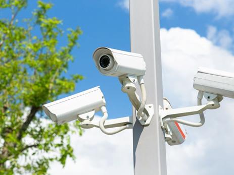Những thành phố lớn sử dụng hệ thống camera giám sát hỗ trợ bởi AI như thế nào? Những thành phố lớn sử dụng hệ thống camera giám sát hỗ trợ bởi AI như thế nào?