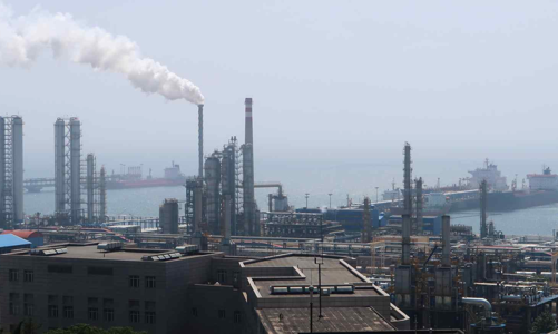 IEA: Nhu cầu dầu của Trung Quốc sắp đạt đỉnh, thế giới sẽ thừa nhiều dầu