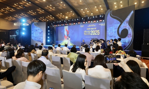Khai mạc Diễn đàn Báo chí toàn quốc 2025: Nhận diện những sai lầm lớn của báo chí và thách thức trong kỷ nguyên số