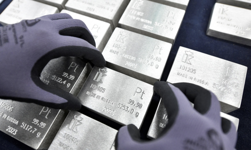 Không phải vàng, bạch kim mới là kim loại quý “nóng” nhất năm nay