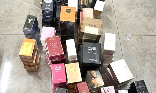 Liên tiếp phát hiện, xử lý các vụ sản xuất, buôn bán mỹ phẩm giả, sữa giả