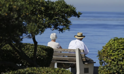 Mức thu nhập cần thiết để người Mỹ có cảm giác an toàn tài chính