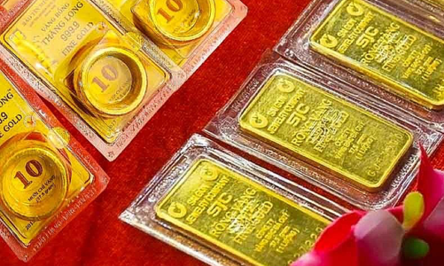 Giá vàng nhẫn “4 số 9” giảm mạnh hơn vàng miếng SJC