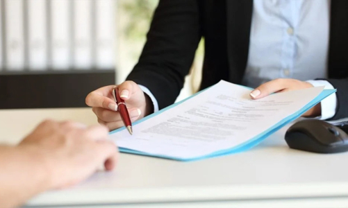 Những nhiệm vụ của công chức sẽ được ký hợp đồng thuê ngoài