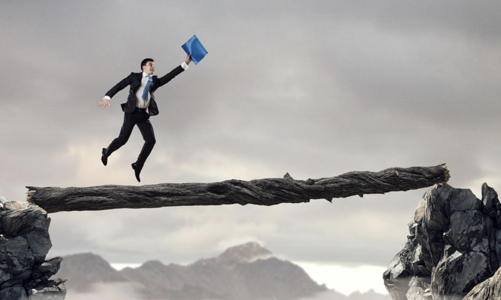 Thị trường tiếp tục thuận lợi trong trung hạn, VN-Index tiến thẳng về đỉnh lịch sử năm 2022? 