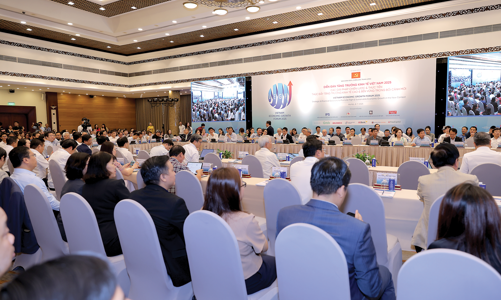 Xác định “điểm nghẽn” pháp luật, giải phóng nguồn lực để tăng trưởng kinh tế