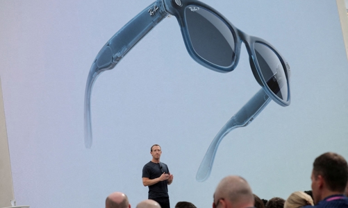 Vì sao Meta lại muốn đầu tư vào một công ty kính mắt?