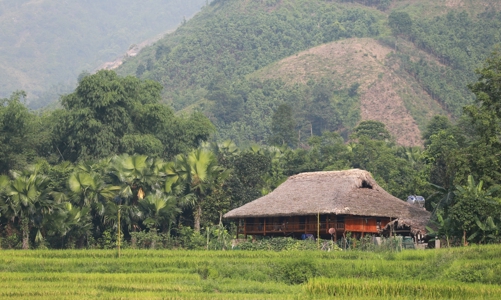 Di sản văn hoá tạo nên lợi thế du lịch cho Lào Cai 