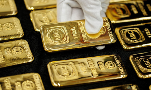 USD và lợi suất trái phiếu kho bạc Mỹ cùng giảm, giá vàng bật tăng lên mức cao nhất 5 tuần