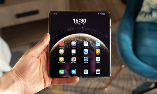 Điện thoại gập Mate X6 của Huawei không được... siêu mỏng như công bố