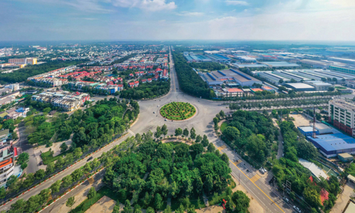 Các nhà phát triển công nghiệp đón đầu làn sóng chuyển đổi xanh