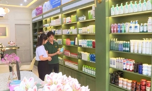 Quản lý mỹ phẩm cần chuyển sang hậu kiểm để nâng cao hiệu quả giám sát 