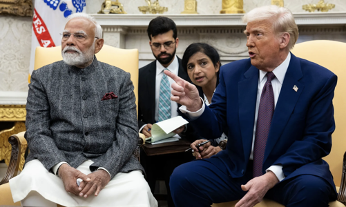 Ông Trump tuyên bố sẽ tăng thuế quan đối với Ấn Độ vì mua dầu Nga