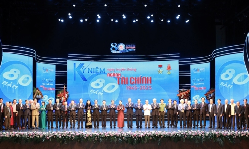 Tổng Bí thư Tô Lâm dự Lễ Kỷ niệm 80 năm Ngày truyền thống ngành Tài chính