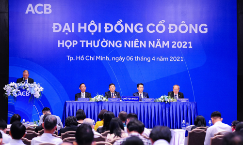ACB lãi 700 tỷ từ trái phiếu chính phủ, dự kiến không thoái vốn ACBS
