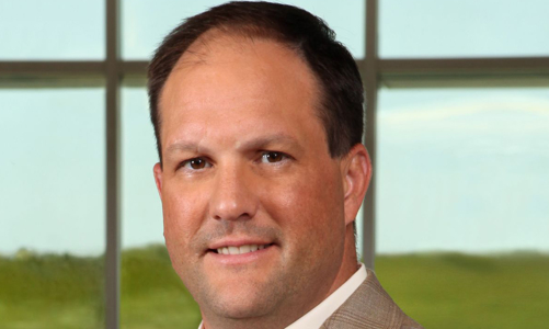 CEO nhận lương cao nhất nhóm S&P 500 là ai?