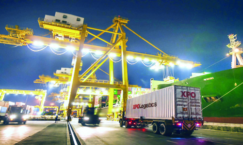 Cạnh tranh trong ASEAN: Có còn chỗ cho doanh nghiệp Việt?