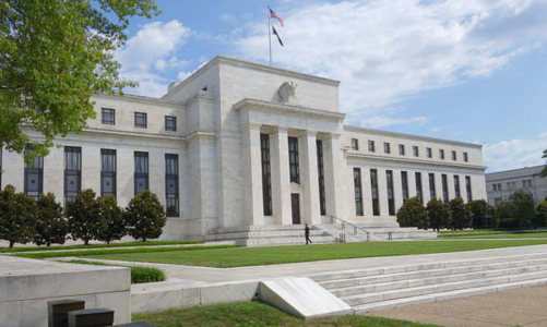 Thuyết tiền tệ hiện đại đang gây tranh cãi tại Mỹ