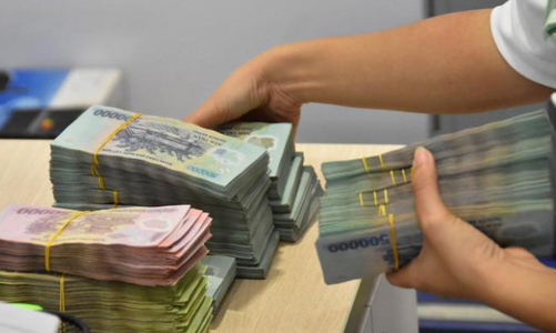 Lợi suất trái phiếu sơ cấp tăng, huy động tiết kiệm vẫn ổn định