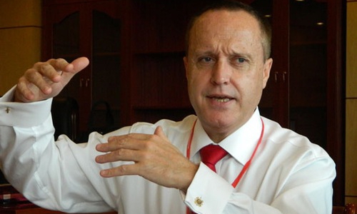 Sếp Techcombank lý giải quyết định “cắt” thưởng Tết