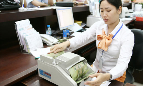 Khi ngân hàng đành phải “soi” ngân hàng