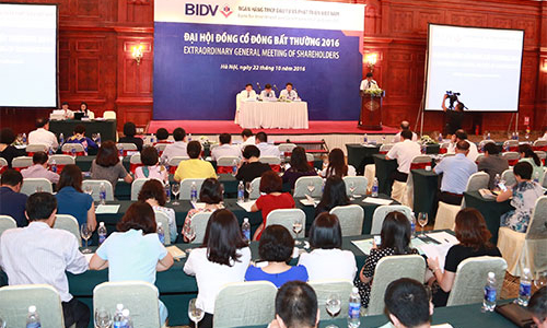 Ngân hàng, ngân sách và trớ trêu lãi suất