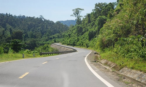 Đường Hồ Chí Minh thiếu vốn trầm trọng