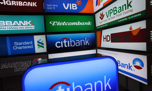 Lợi nhuận ngân hàng 6 tháng: Niềm vui chỉ cho số ít