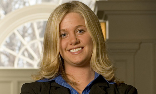 Chân dung nữ trợ thủ số 1 của Warren Buffett