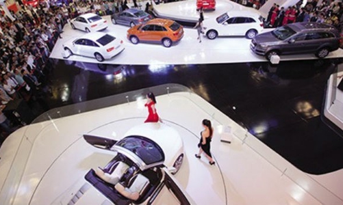 Nhập ôtô: Khó xử với Thông tư 20