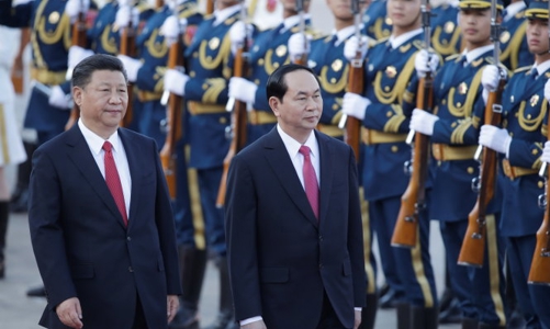 21 loạt đại bác chào mừng Chủ tịch nước Trần Đại Quang thăm Trung Quốc