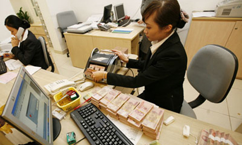 Ngân hàng Nhà nước giảm các trần lãi suất