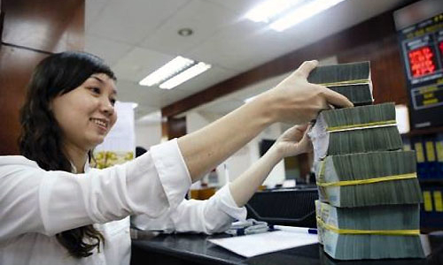 Lãi suất tín phiếu Ngân hàng Nhà nước giảm mạnh