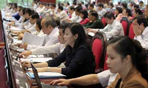 Xem xét việc chuẩn bị lấy phiếu tín nhiệm 49 chức danh