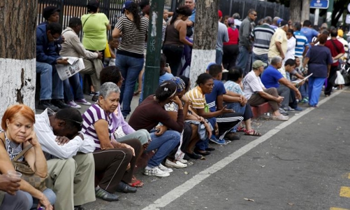 Venezuela tuyên bố tình trạng kinh tế khẩn cấp