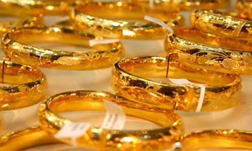 Quy định mới về thuế ôtô cũ và vàng trang sức 