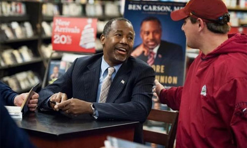 Đua vào Nhà Trắng: Donald Trump bị đối thủ “qua mặt”