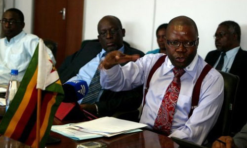 Chính phủ Zimbabwe còn 217 USD trong tài khoản ngân hàng