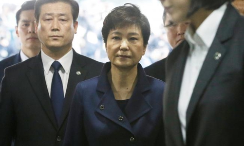 Cựu Tổng thống Hàn Quốc Park Geun-hye bị bắt