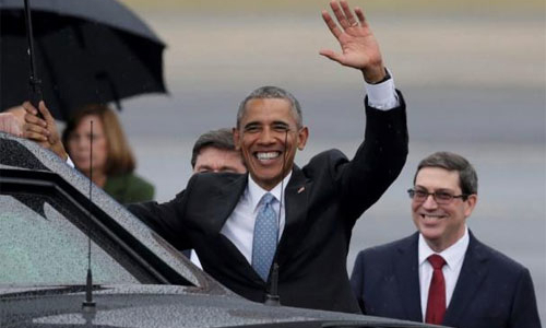 Obama đặt chân đến Cuba: “Que bola, Cuba?”