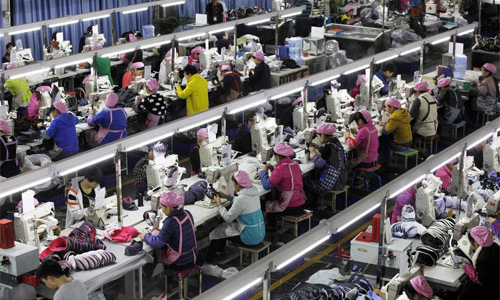 Những gánh nặng đang buộc chặt kinh tế Trung Quốc