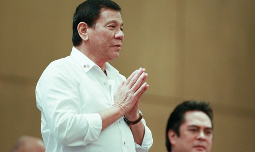 Philippines “dịu giọng” với Mỹ trước cuộc đàm phán biển Đông