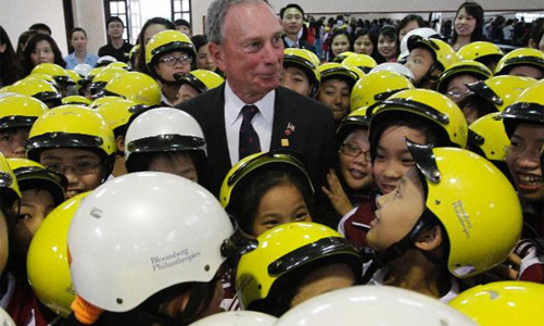 Tỷ phú Bloomberg đến Việt Nam