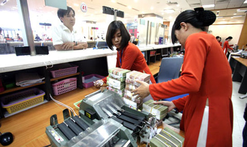 Tập đoàn đầu tư “tay trái”: Ngân hàng “hot” nhất