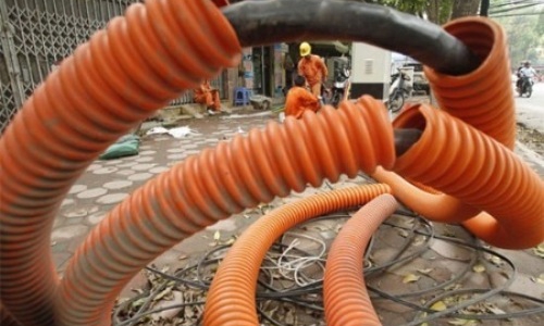 Thoái vốn đầu tư ngoài ngành: Kêu khó vì lo “mất ghế”?