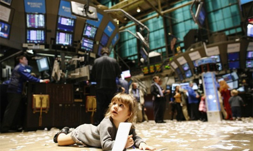 Phố Wall giảm sâu vì tin xấu từ Dubai