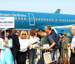 Lượng khách quốc tế tới Việt Nam giảm sút