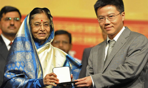 Thủ tướng chúc mừng Giáo sư Ngô Bảo Châu